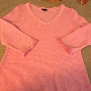 100%cotton sweater with fringe on sleeves